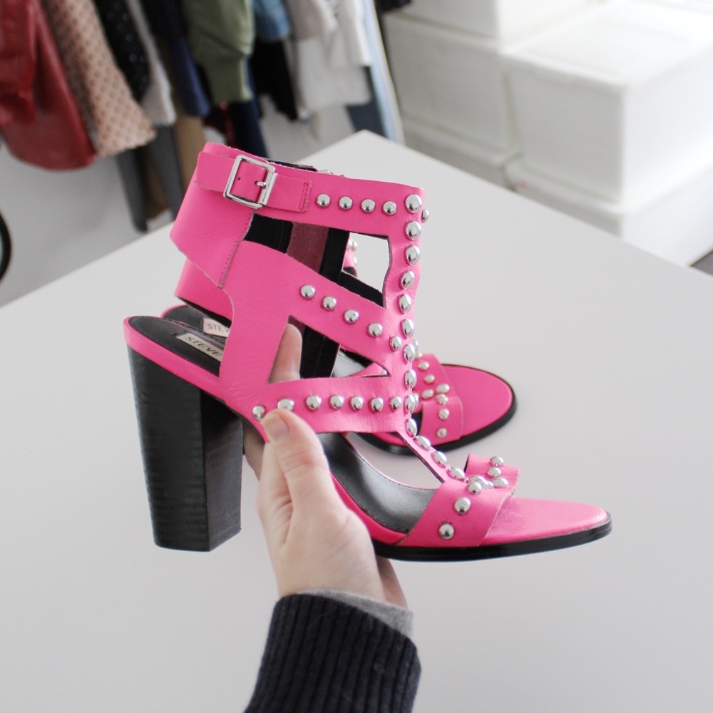 Steve Madden Serenna Leather Studded Sandals
